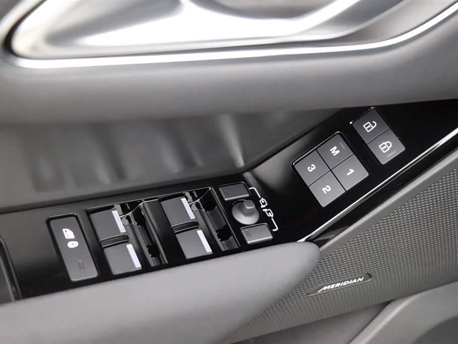 Land Rover Range Rover Star Pulse