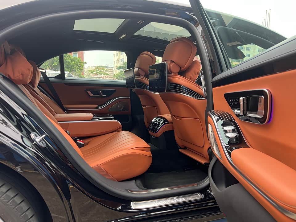 Mercedes-Benz S-class Mercedes-Benz S-class