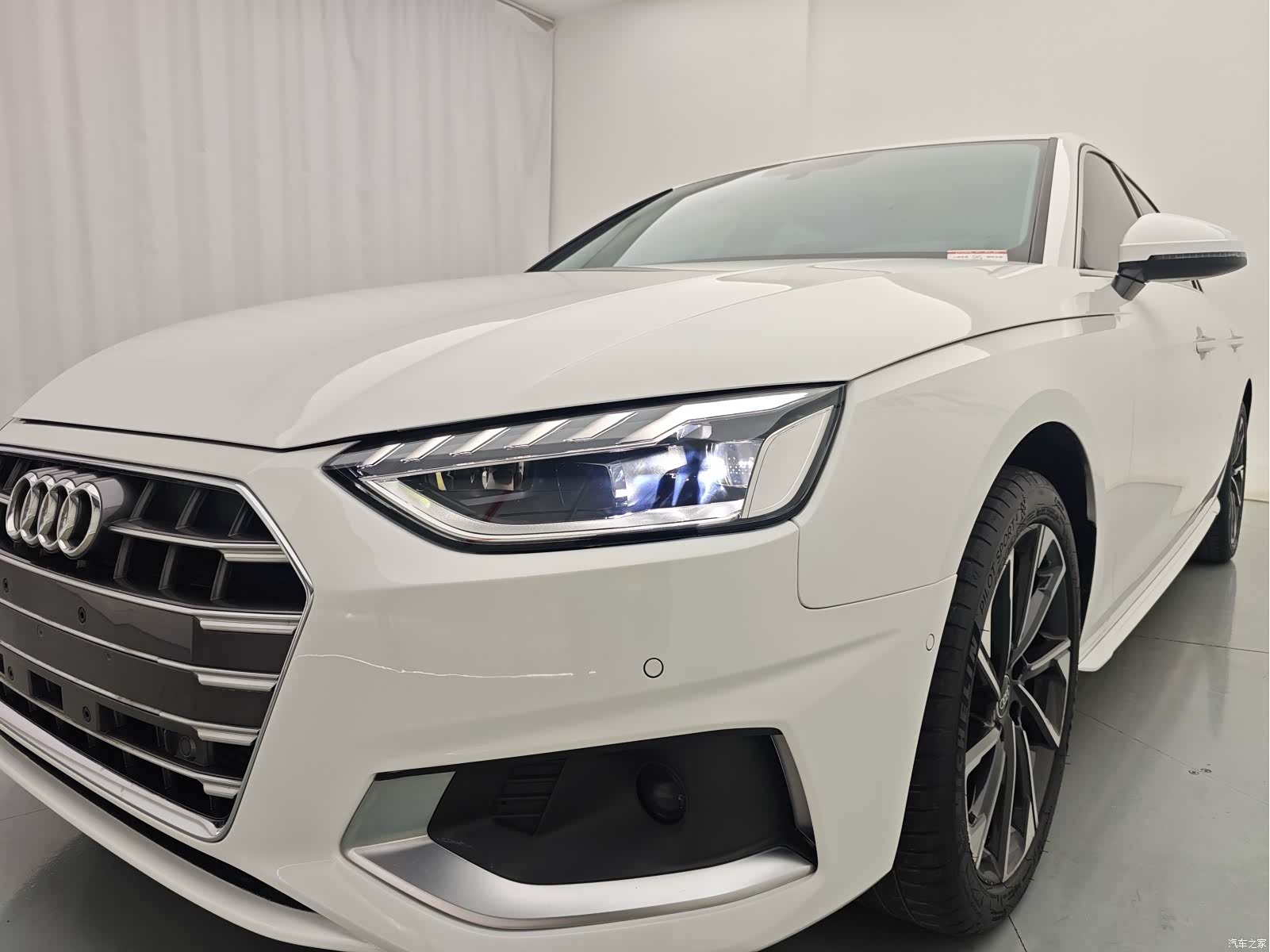 Audi A4L, 2022 9