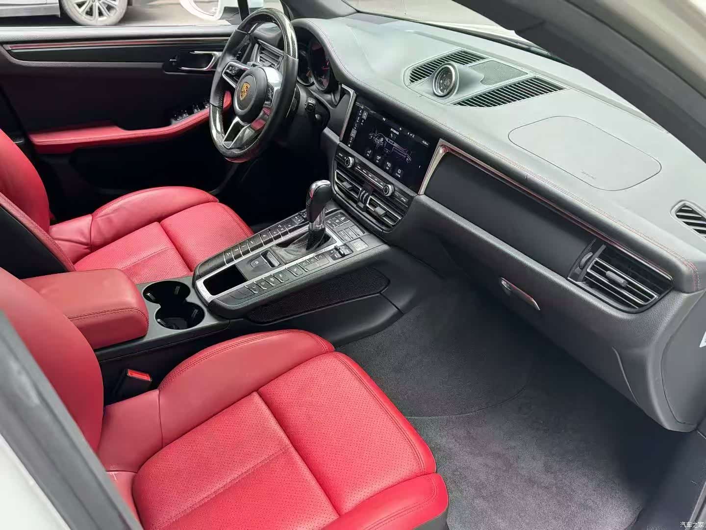 Porsche Macan, 2021 4