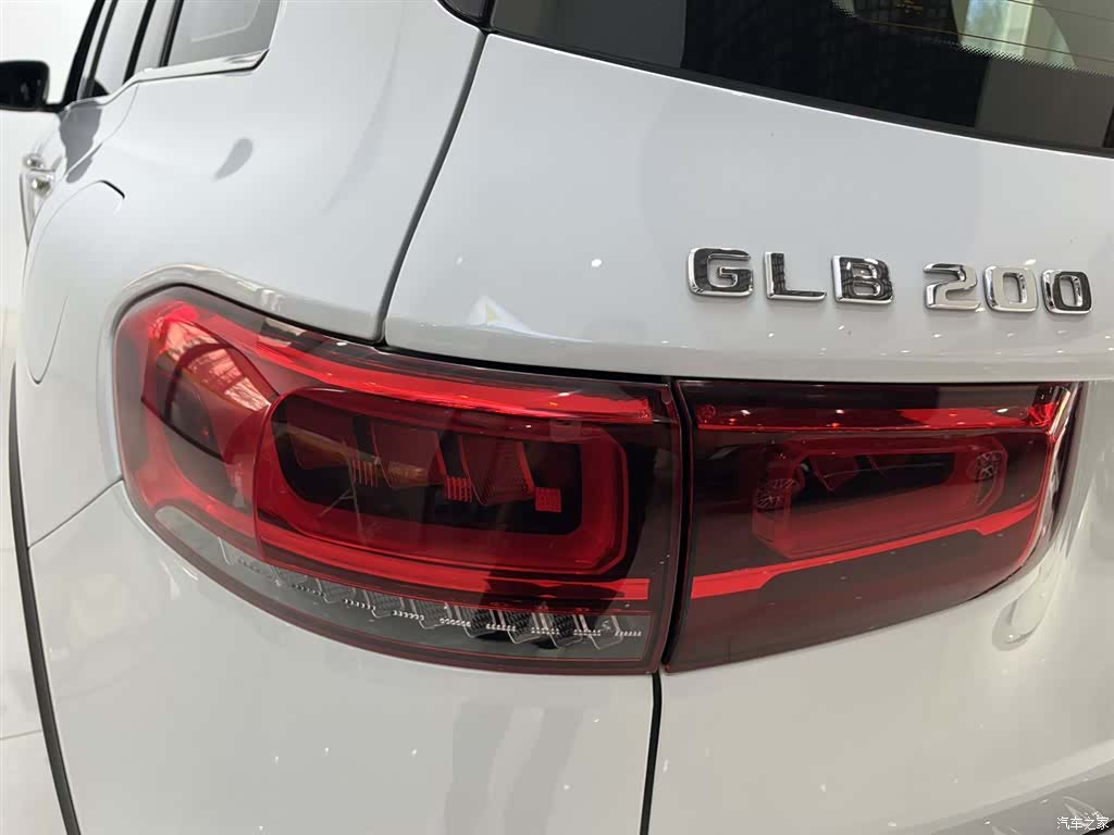 Mercedes-Benz GLB, 2021 7