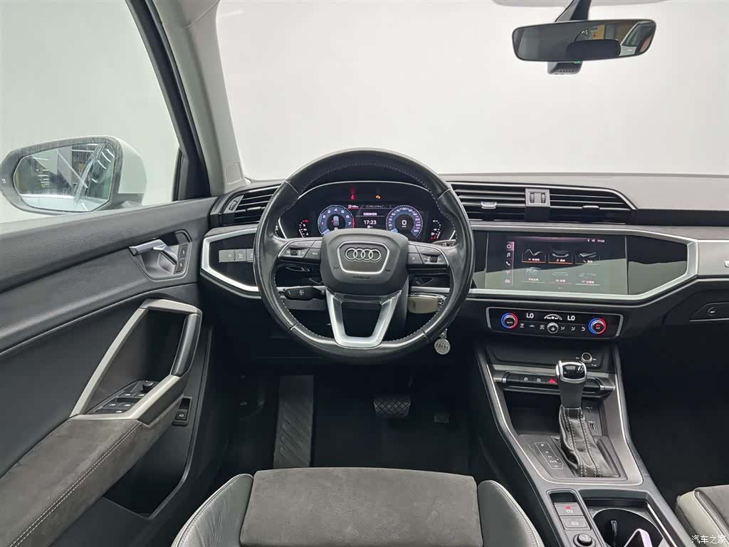 Audi Q3, 2021 18