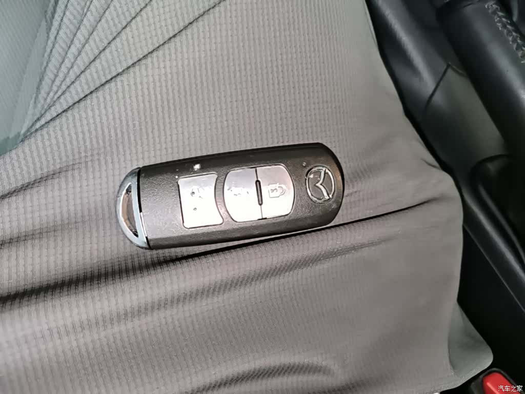 Mazda Atenza, 2015 9