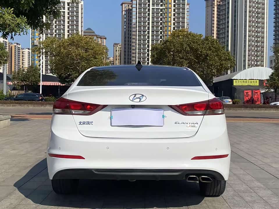 Hyundai Lead