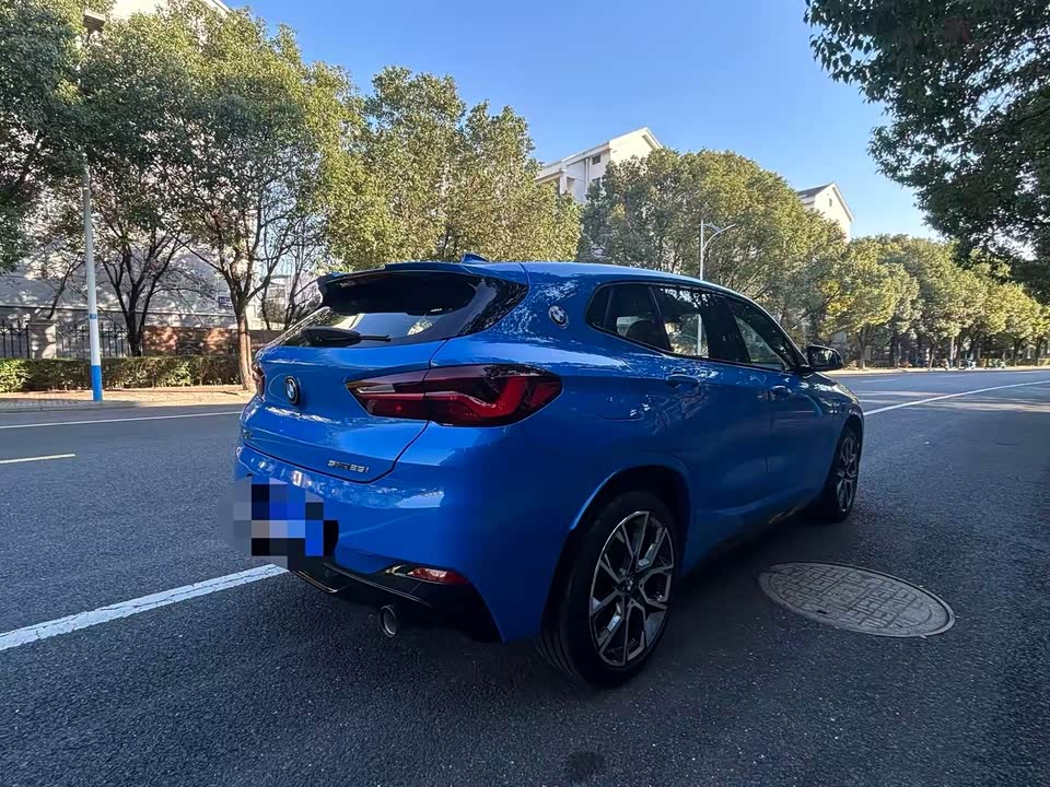 BMW X2