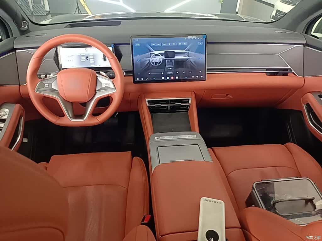 BYD Tang, 2025 10