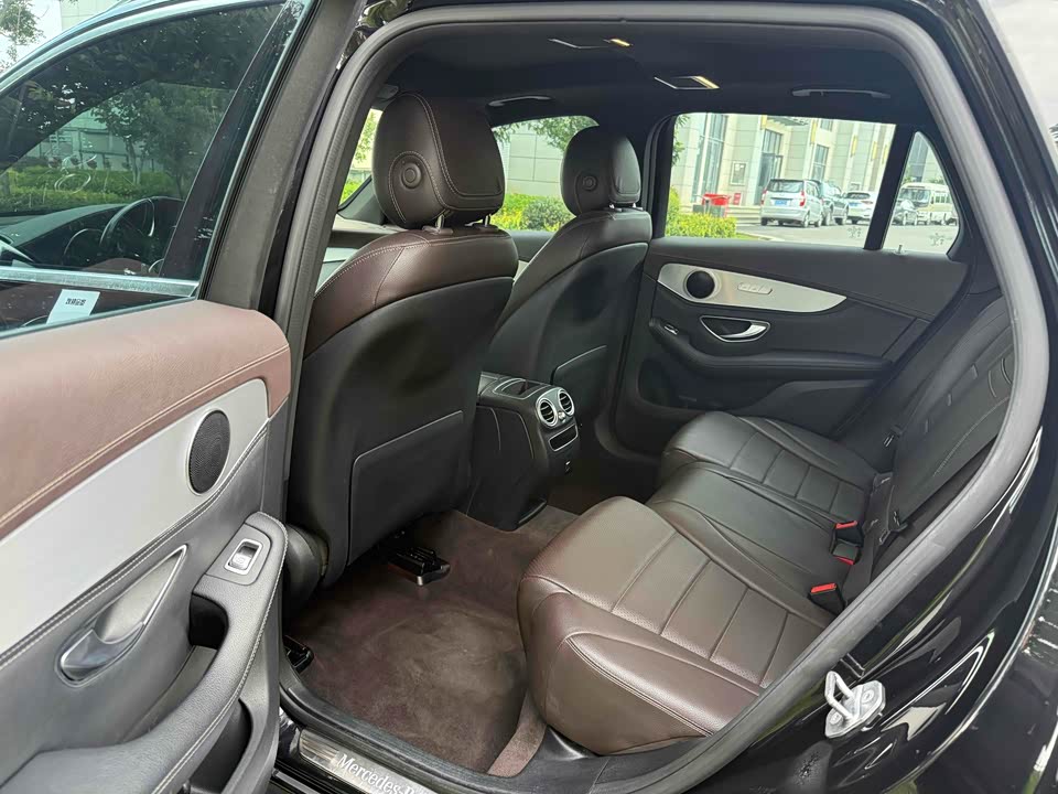Mercedes-Benz GLC Mercedes-Benz GLC