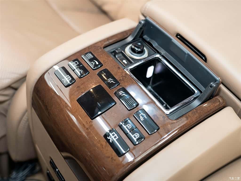 Maybach 62, 2014 14