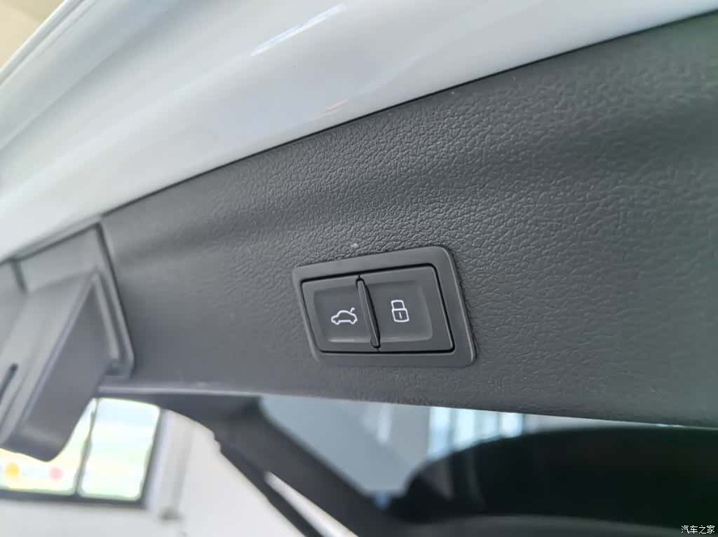Audi Q3, 2023 8