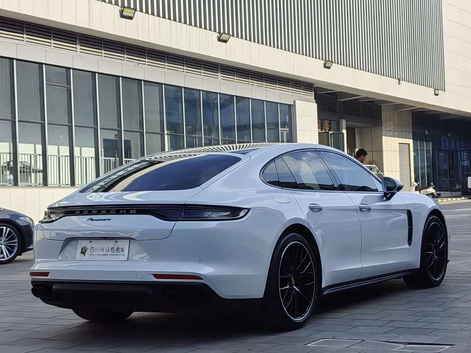 Porsche Panamera
