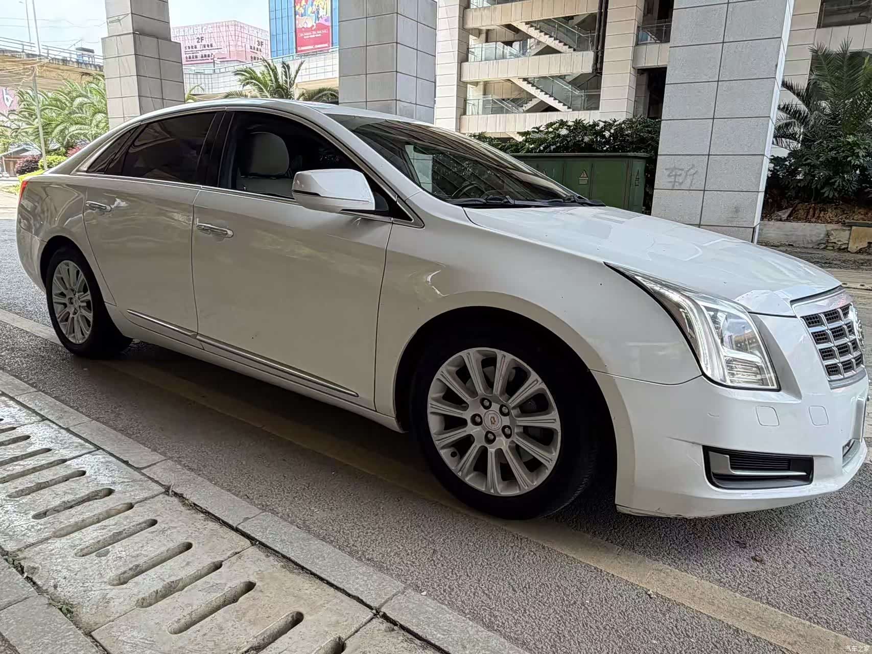 Cadillac XTS, 2015 2