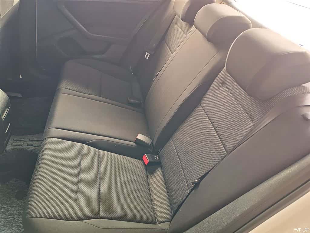 Volkswagen Bora, 2016 13