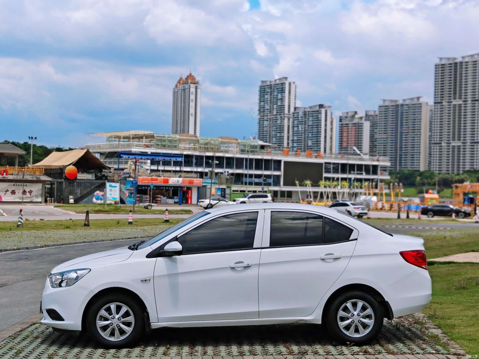 Chevrolet 3, 2015 7