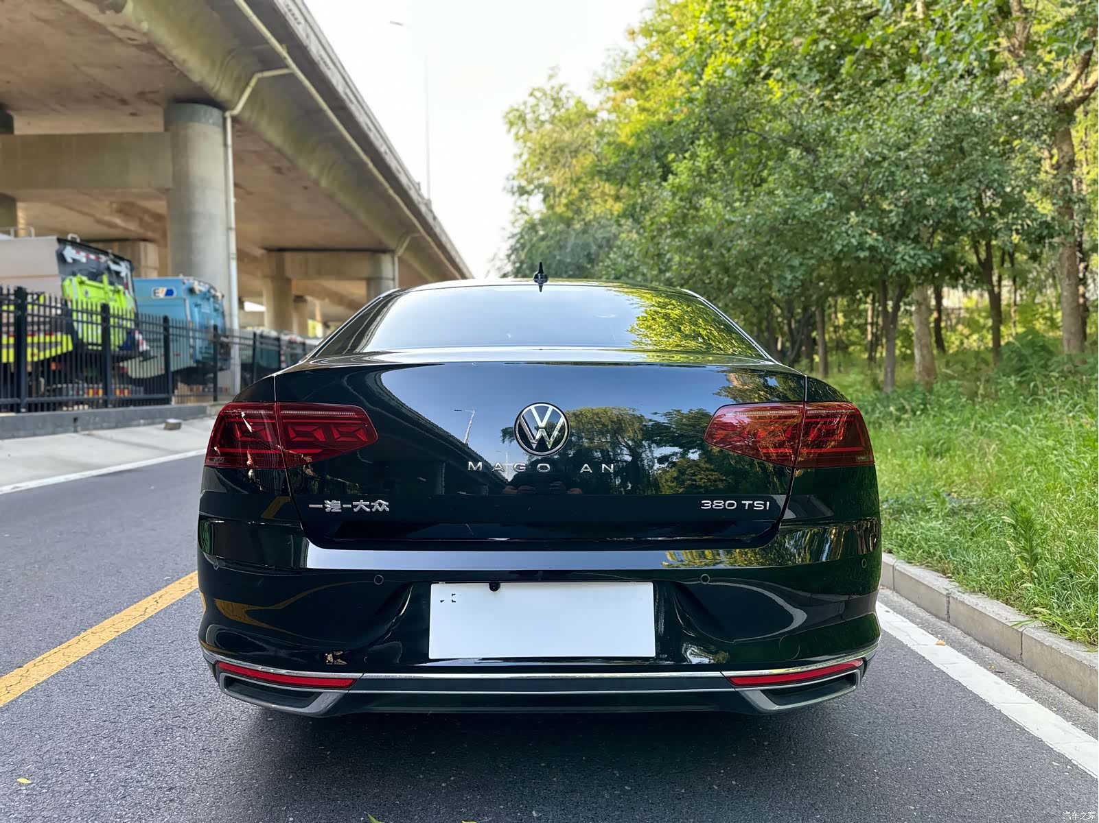 Volkswagen Magotan, 2025 8