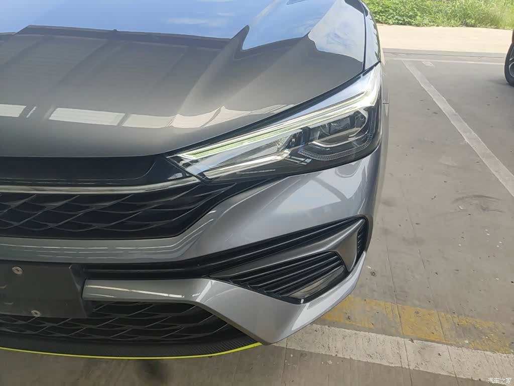 Roewe i5, 2022 24