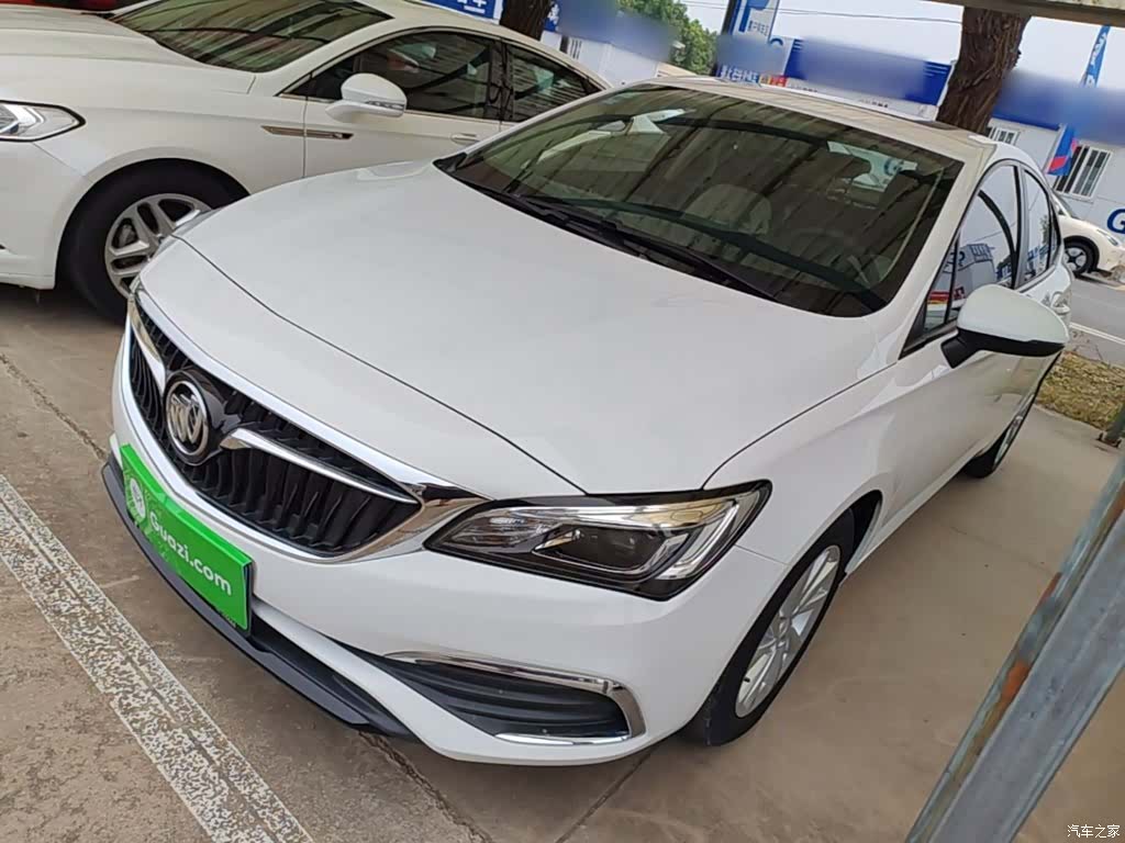 Buick Verano, 2019 1