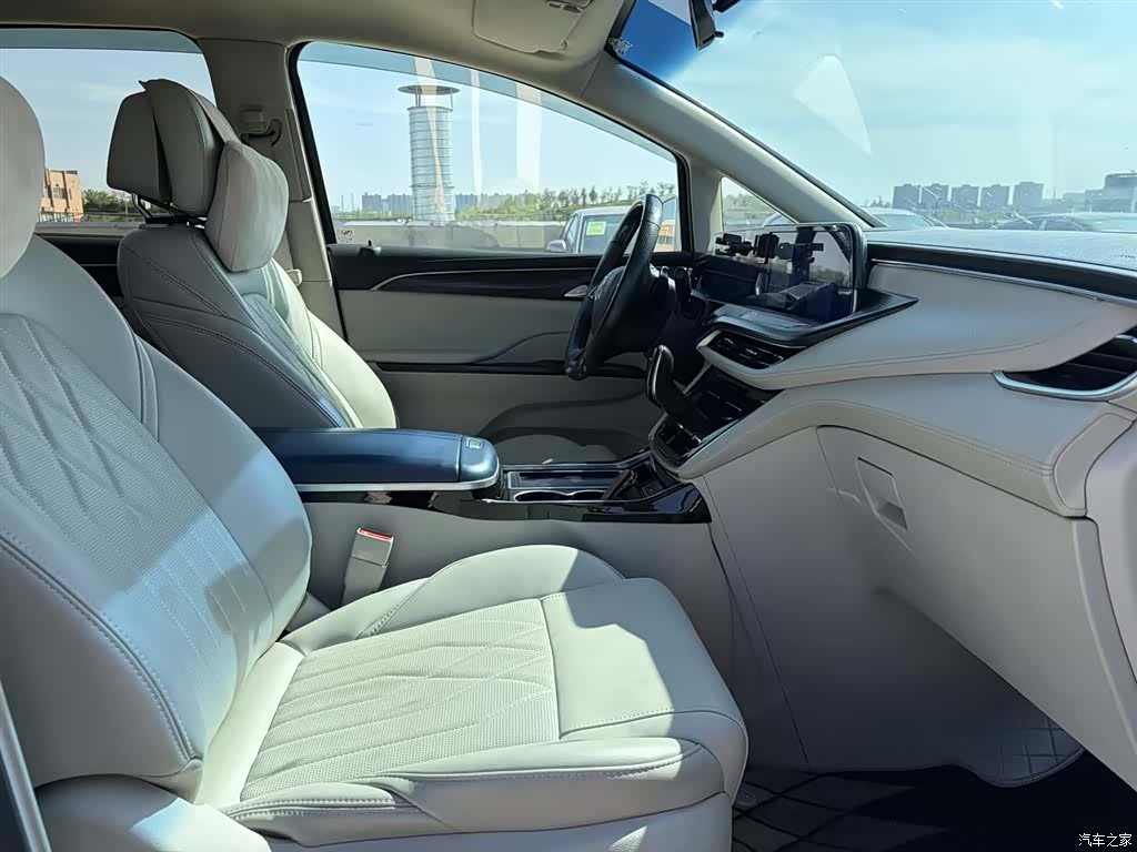 Buick GL8, 2023 14