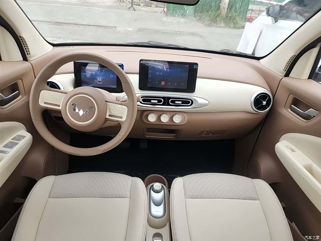 Wuling MINIEV, 2026 10