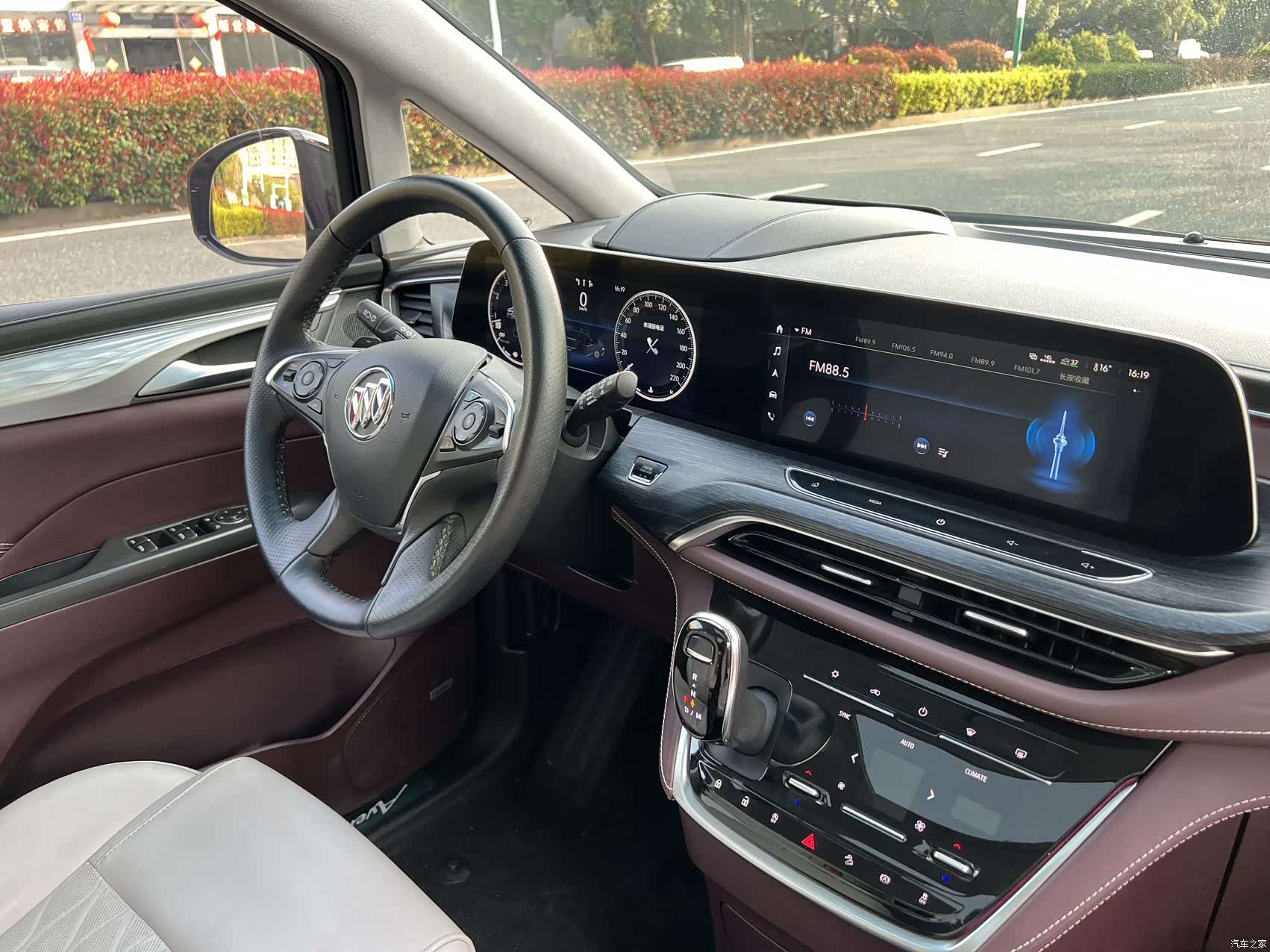 Buick GL8, 2022 18