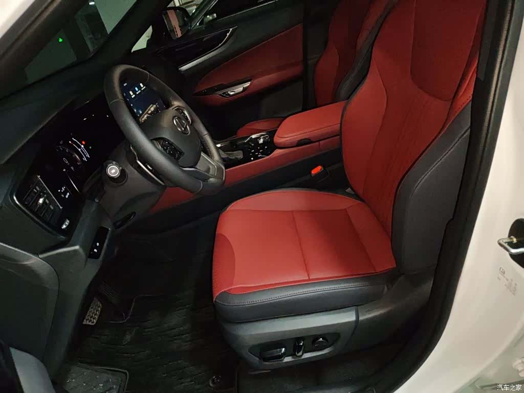 Lexus NX, 2026 16