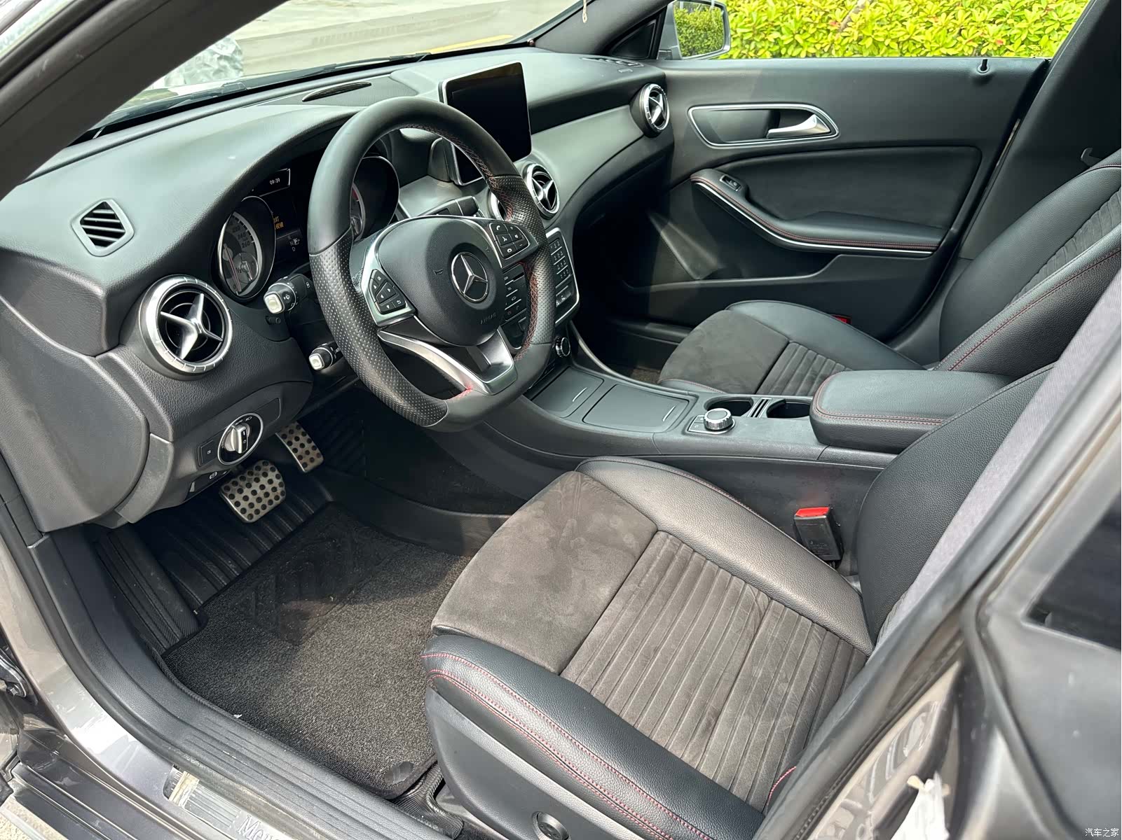 Mercedes-Benz CLA, 2016 4