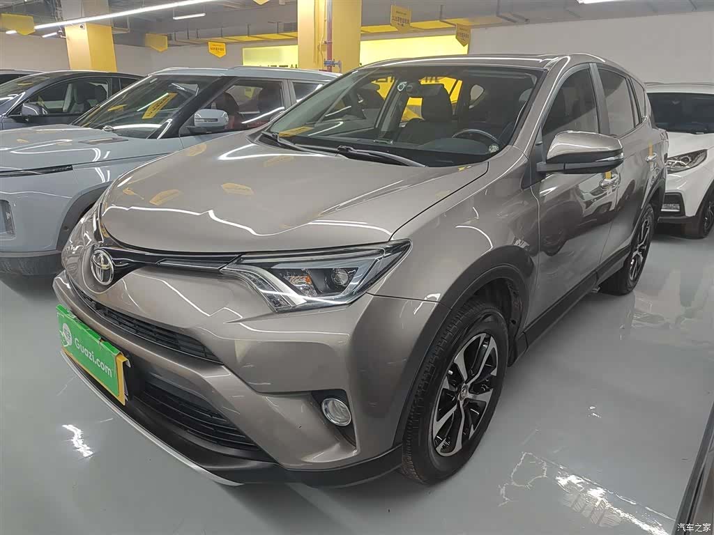 Toyota RAV4, 2018 1