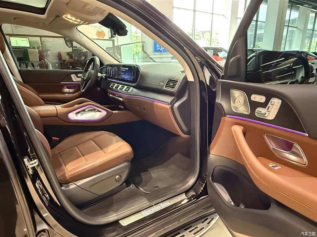 Mercedes-Benz GLE, 2024 11
