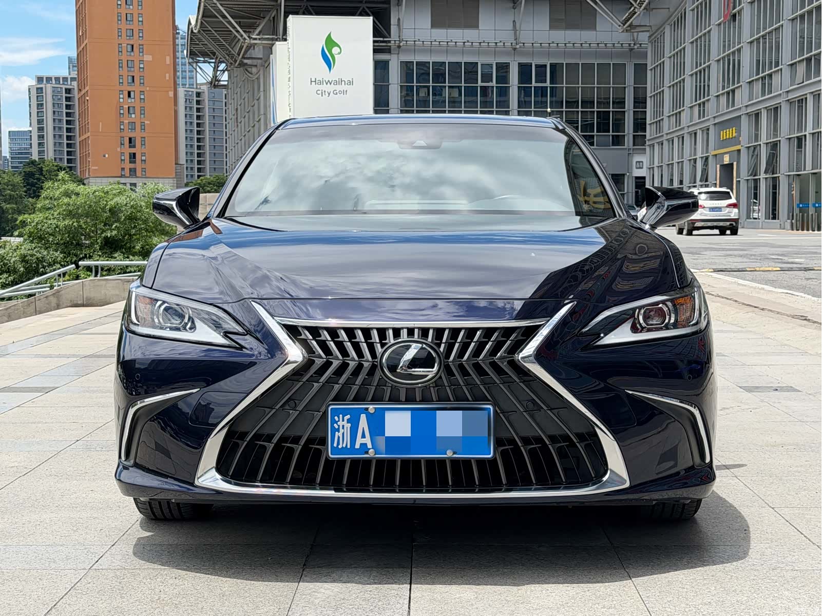 Lexus ES, 2023 2