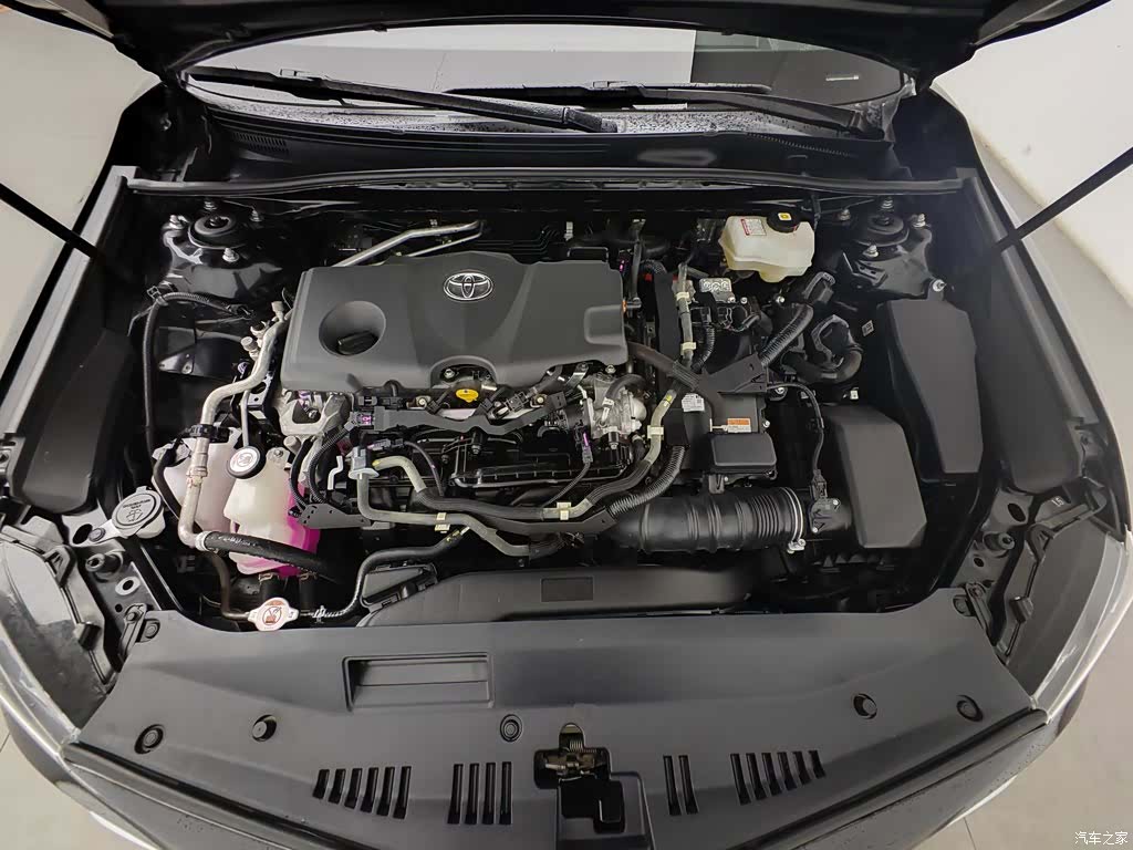 Toyota Camry, 2022 6