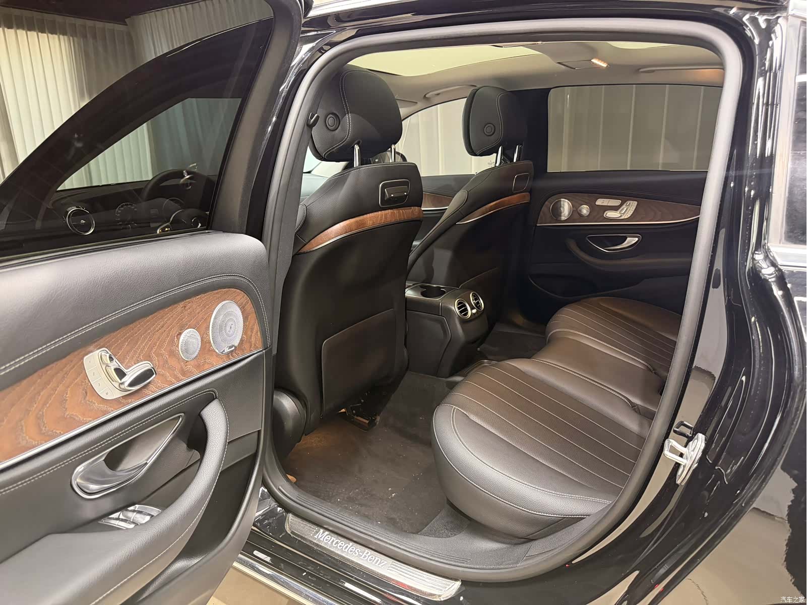 Mercedes-Benz E-Class, 2020 6