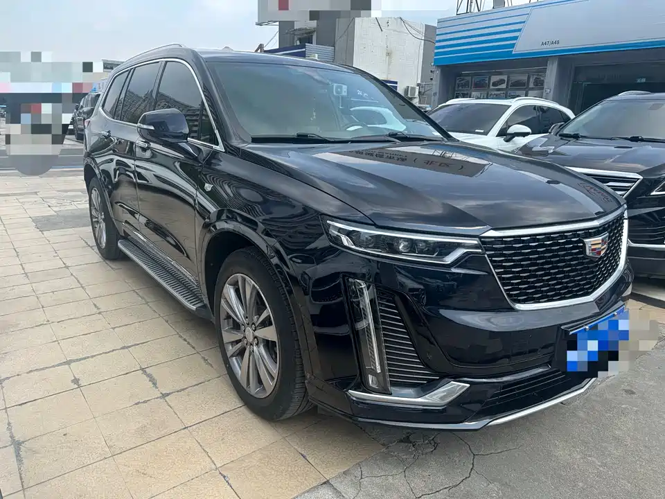 Cadillac XT6