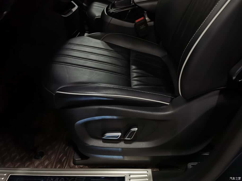 Roewe iMAX8, 2022 20