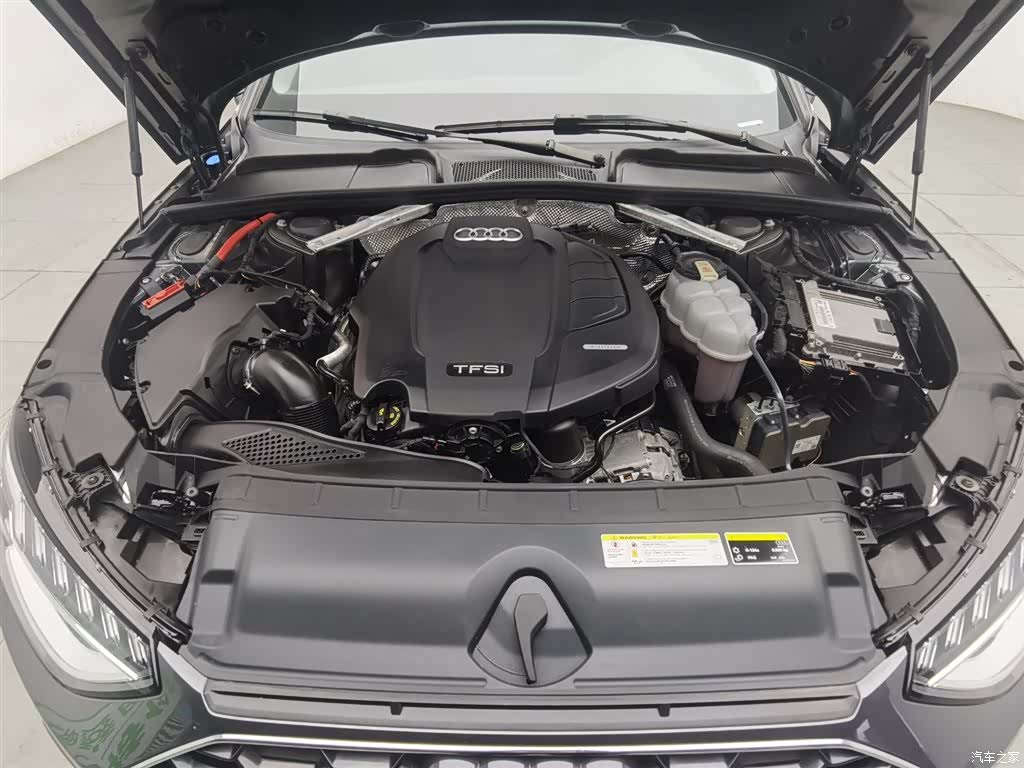 Audi A4L, 2020 6