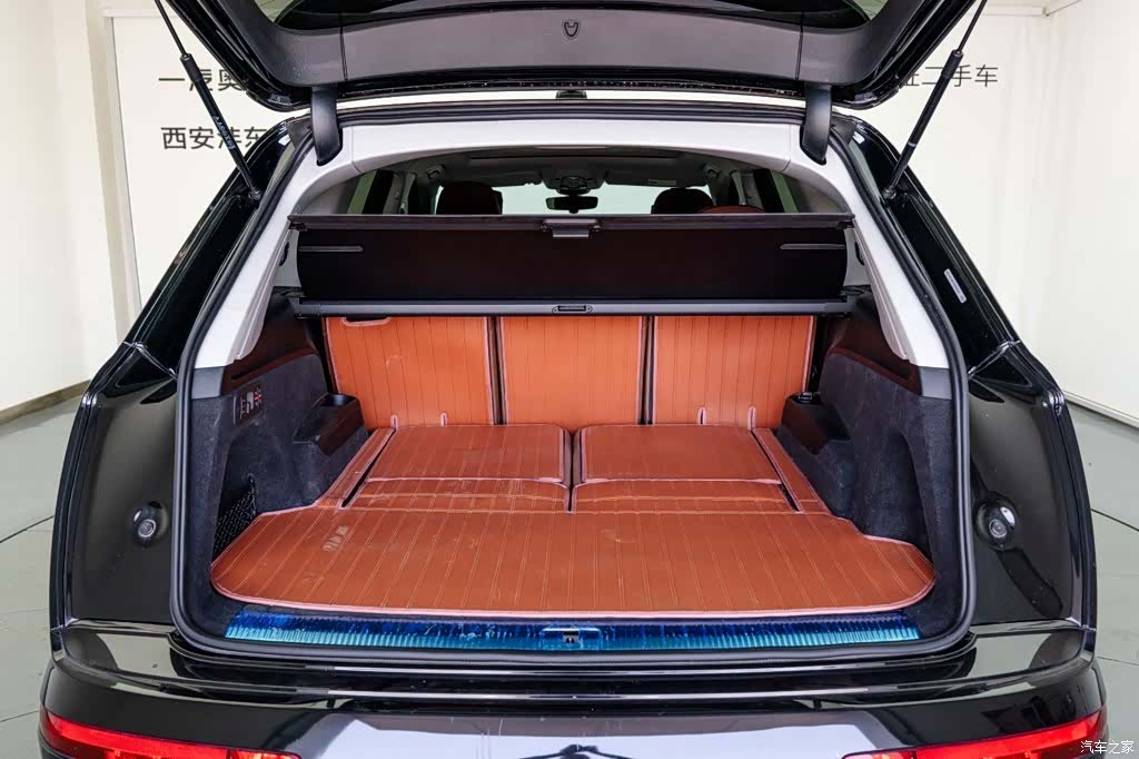 Audi Q7, 2024 22