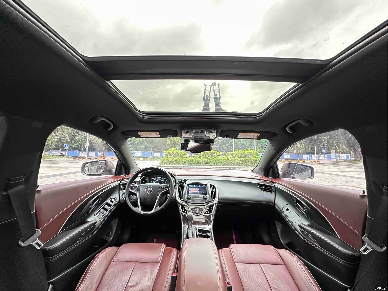 Buick LaCrosse, 2013 13