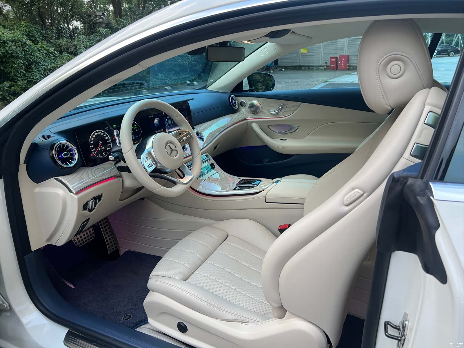 Mercedes-Benz E-Class, 2020 6