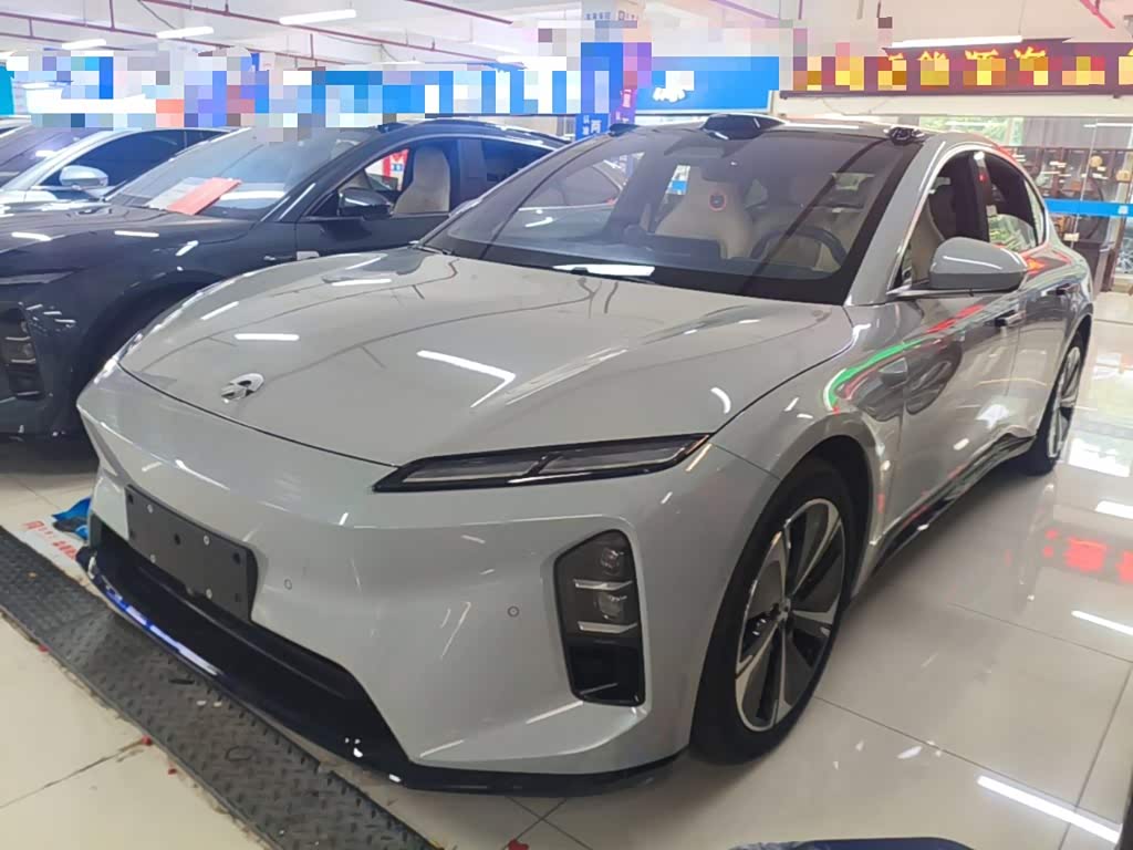 NIO ET5