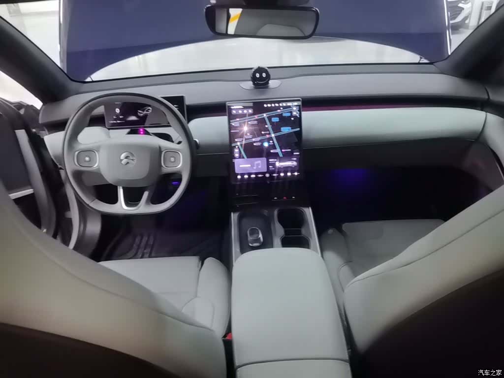 NIO ET5, 2025 10
