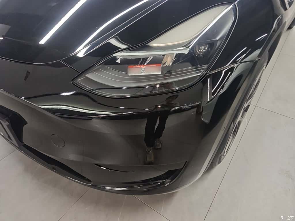 Tesla Model Y, 2022 24