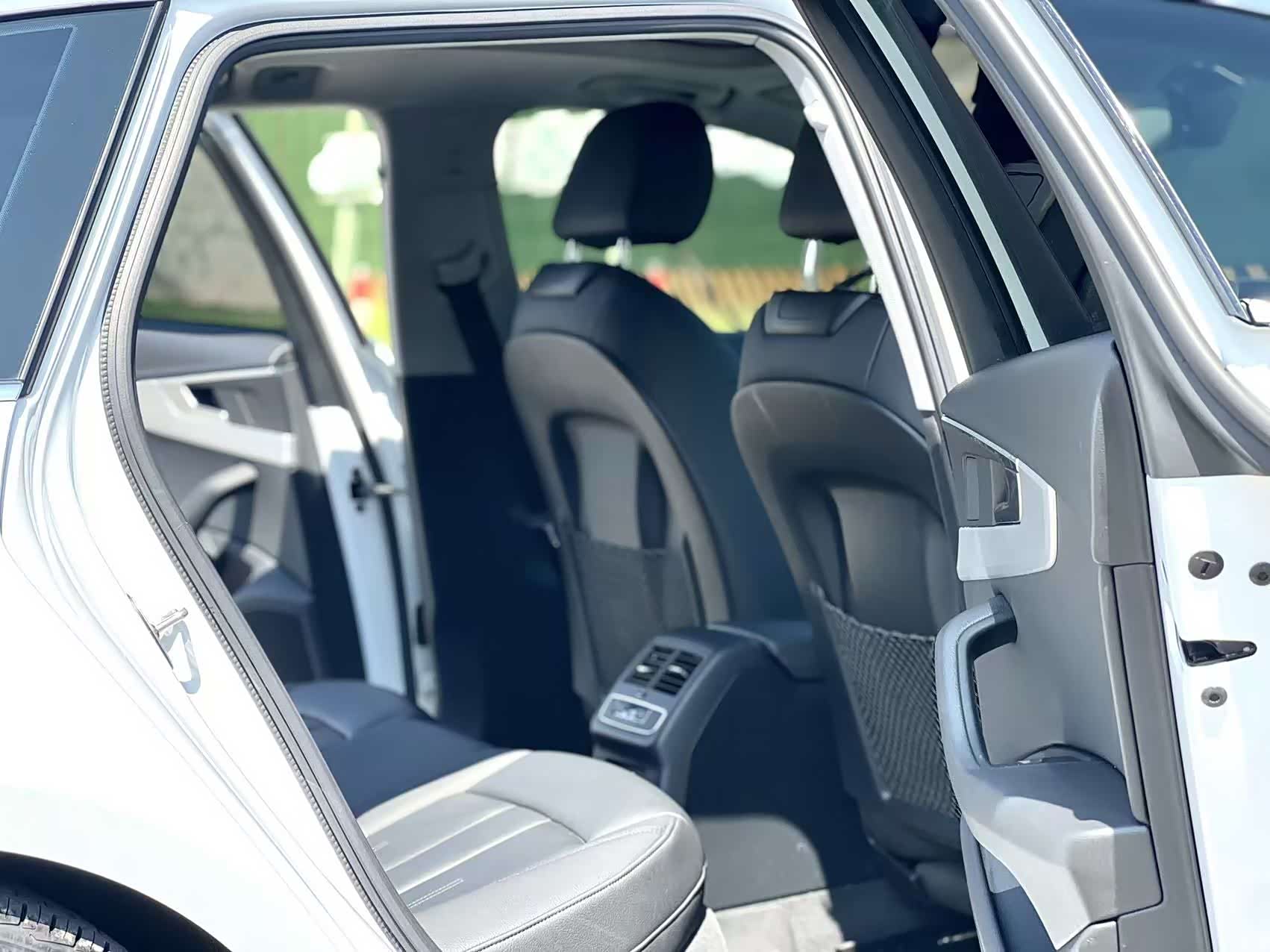 Audi A4, 2020 11