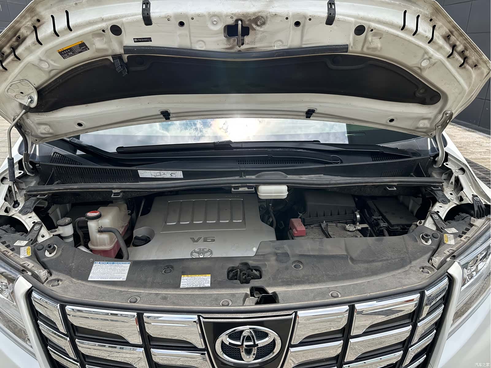 Toyota Alphard, 2017 19