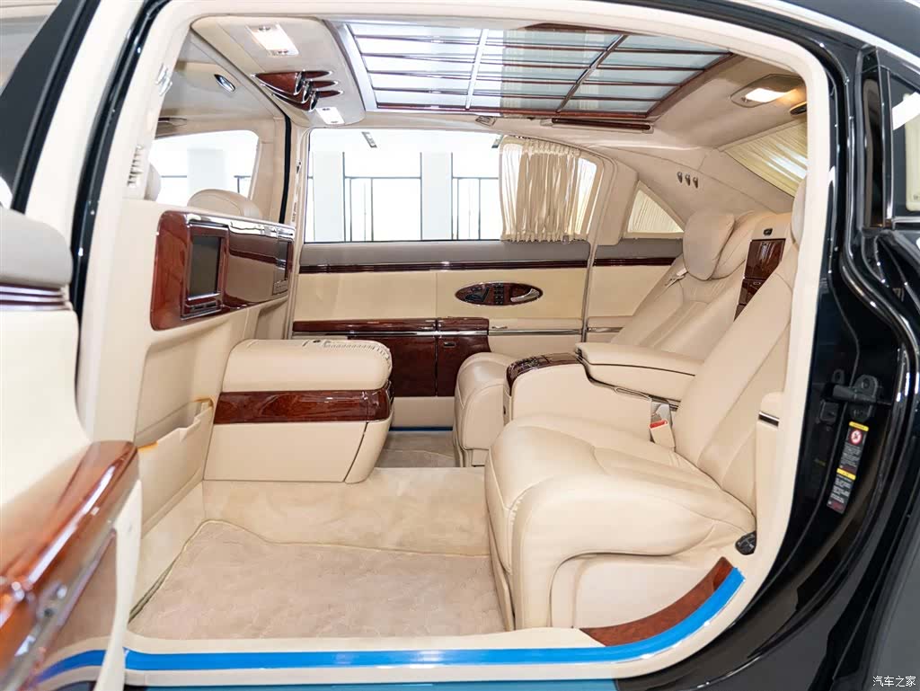 Maybach 62, 2009 11