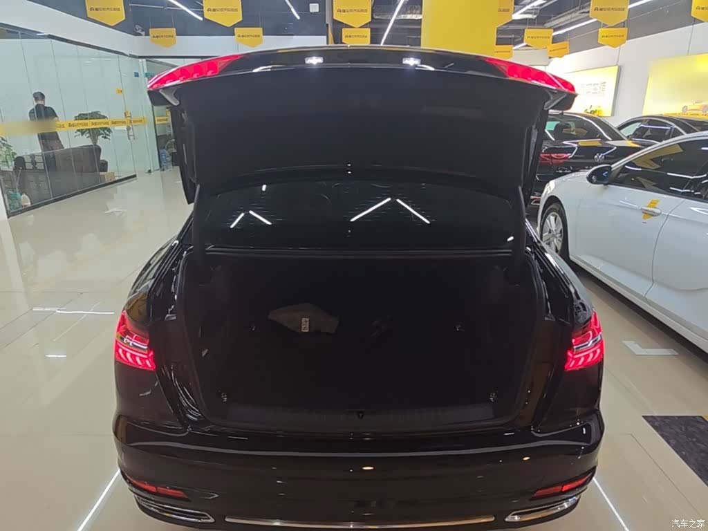 Audi A6L, 2022 19