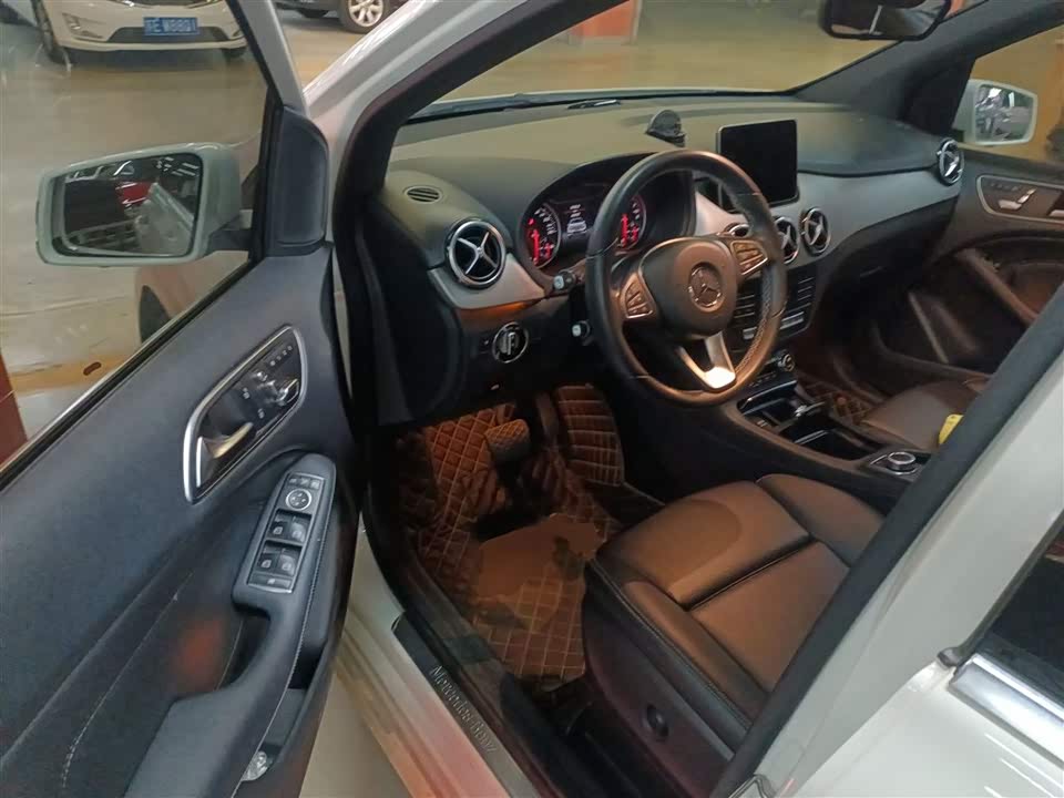 Mercedes-Benz Class B