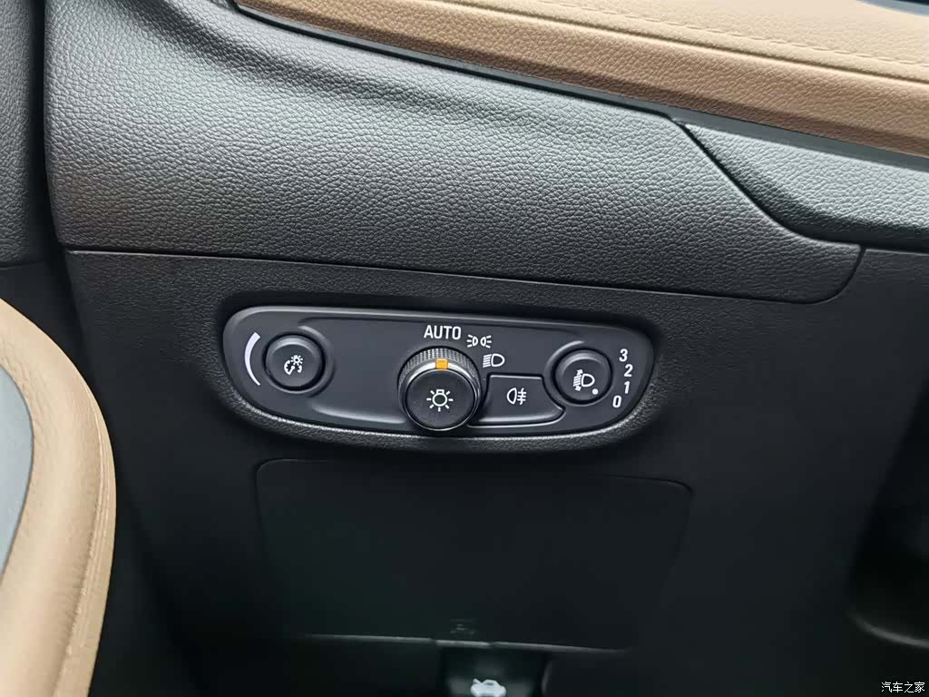Buick Encore, 2023 21