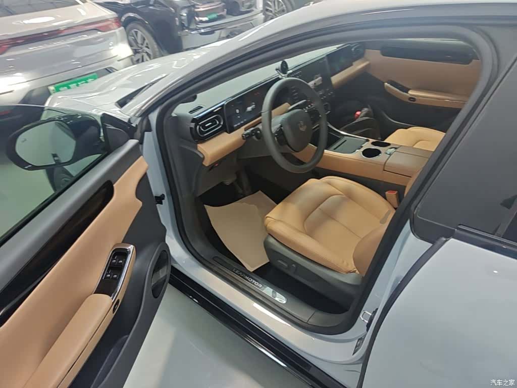 Leapmotor C01, 2024 16