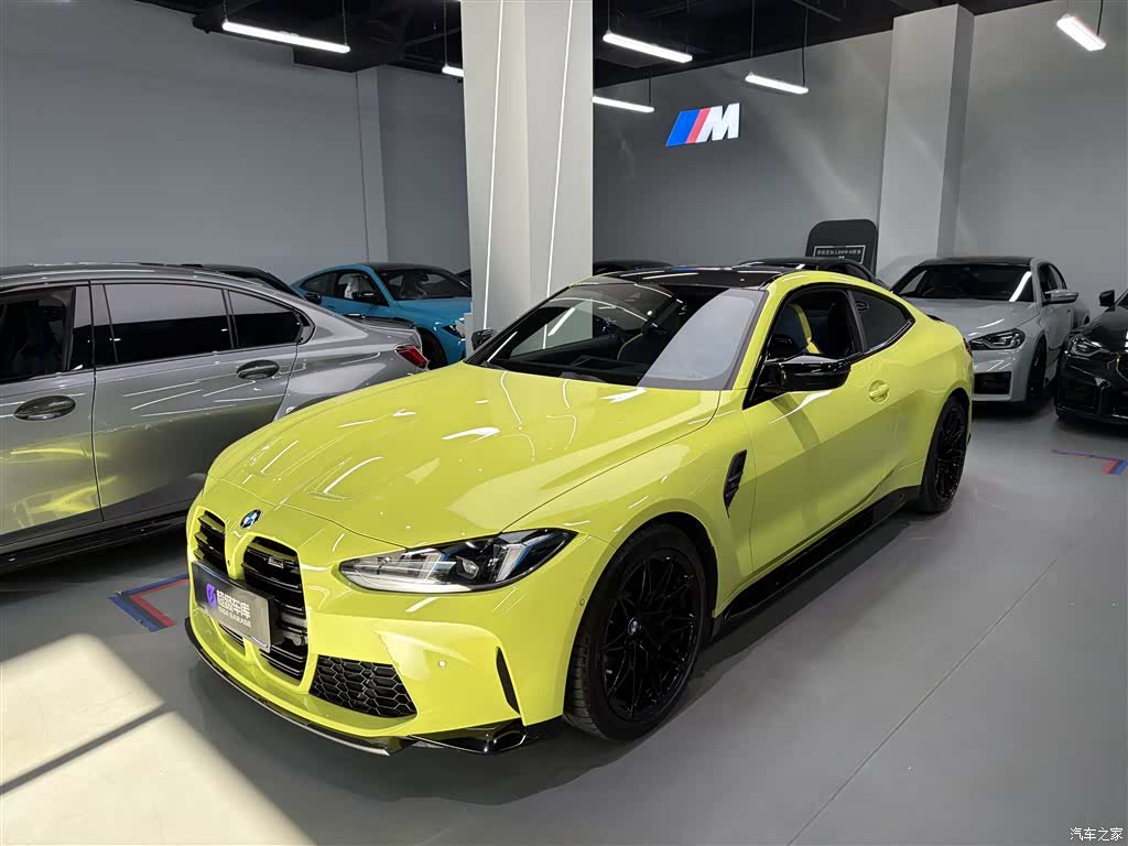 BMW M4, 2024 1