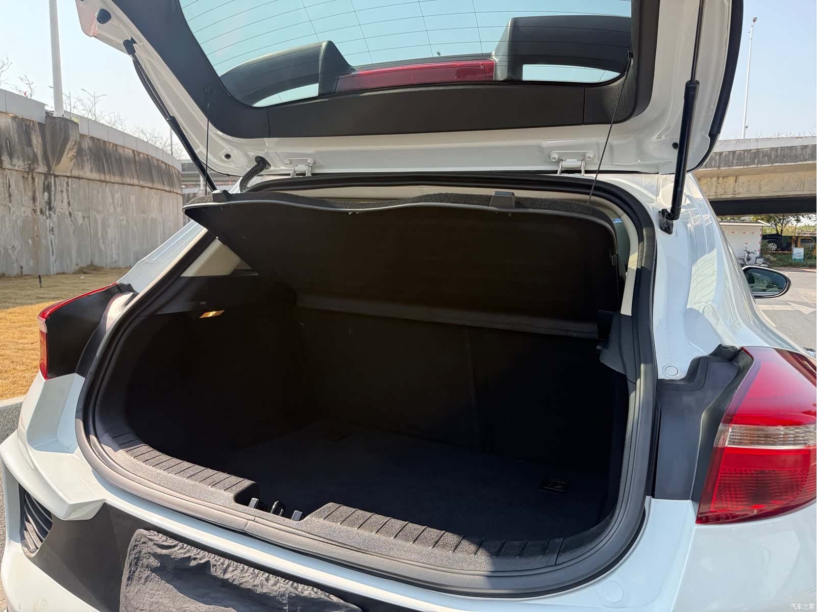 Geely Emgrand, 2018 22