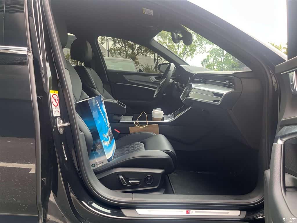 Audi A6L, 2025 9