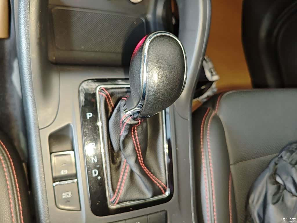 Changan CS75, 2016 14